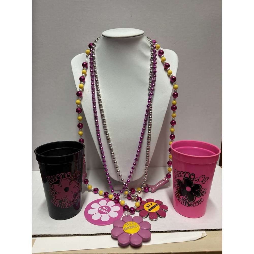 Mardi Gras Krewe of Hip‎ Huggers  Flower Power Parade Beads Throw plus 2 cups A1
